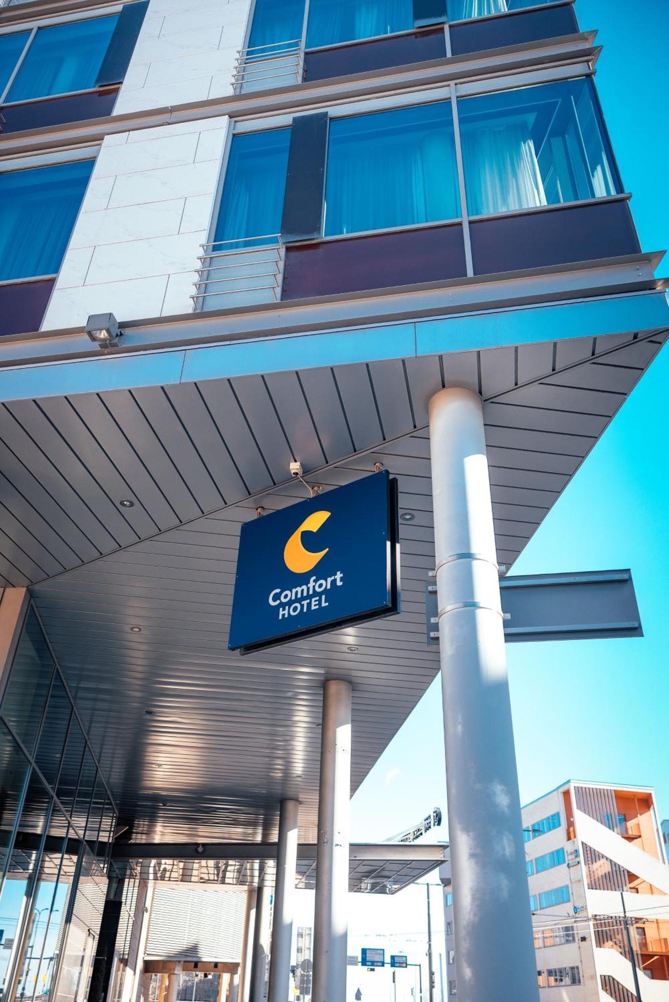 Comfort Hotel Sello 艾斯堡 外观 照片
